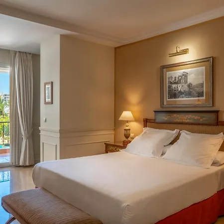 Guadalpin Suites Marbella Exterior photo
